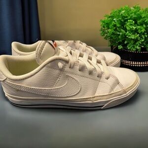 Nike Court Legacy‎ Next Nature White Sneakers Size 8.5 Low Top Casual Shoes